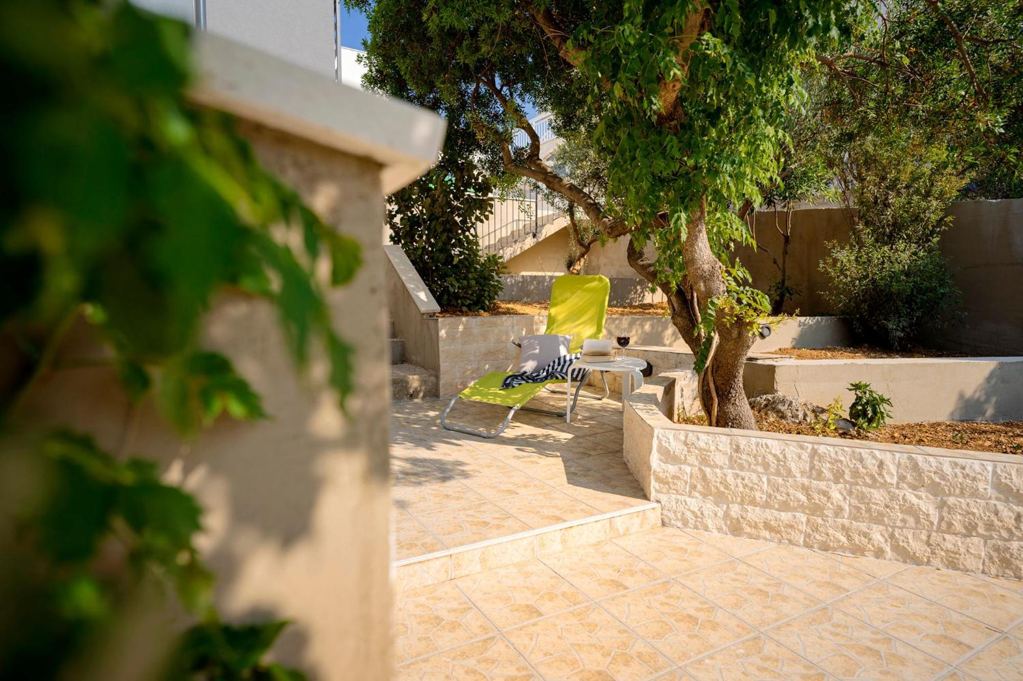 Big Sunny Terrace Apartment Hvar Хвар Экстерьер фото